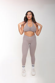 FLOW CROSSOVER LEGGINGS IN CHARCOAL