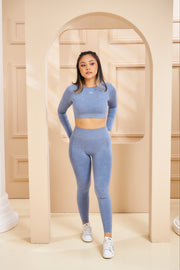 MARINE BLUE SEAMLESS LONG SLEEVE CROP TOP